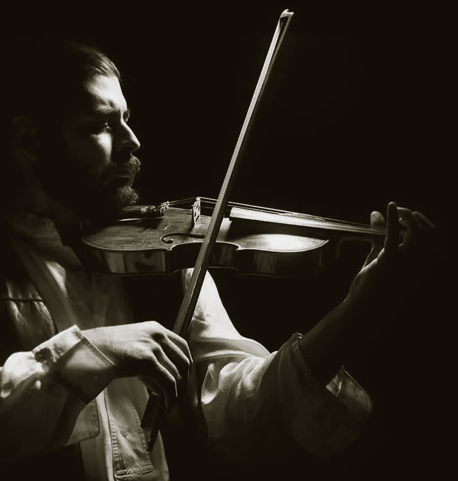 roberto mem duo silhouette